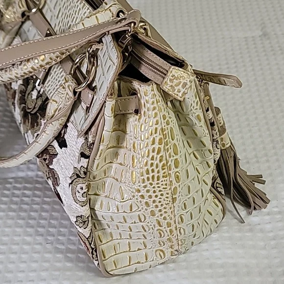 Beautifully Embroderided & Leather Sharif 1827 Satchel - Picture 4 of 14